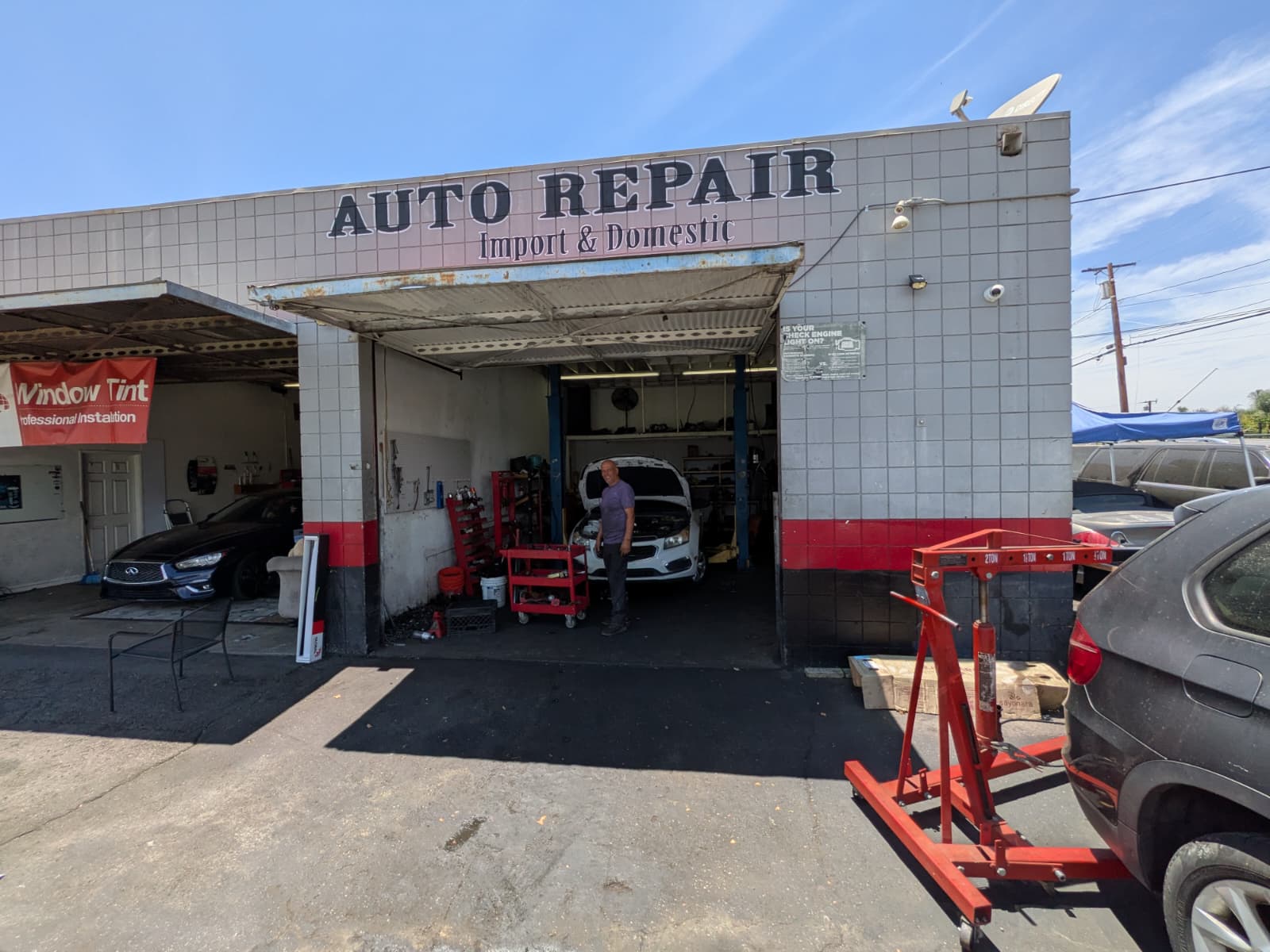 Front of the Engine Bros Auto Repair shop in Pomona